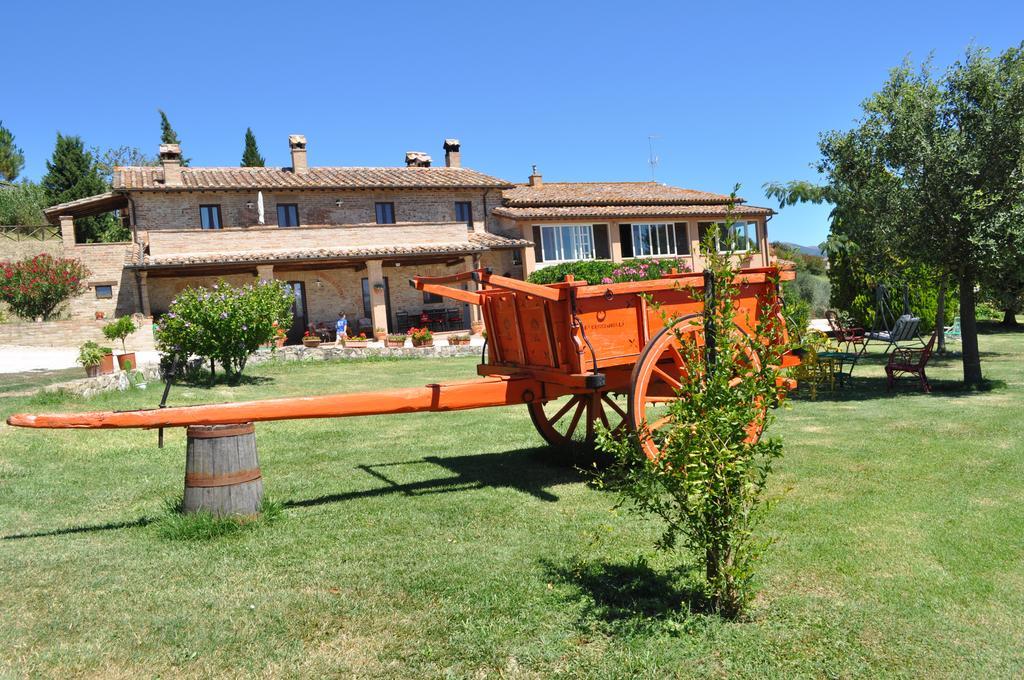 Farm Stay Il Carro Del Colle Collevalenza Zewnętrze zdjęcie